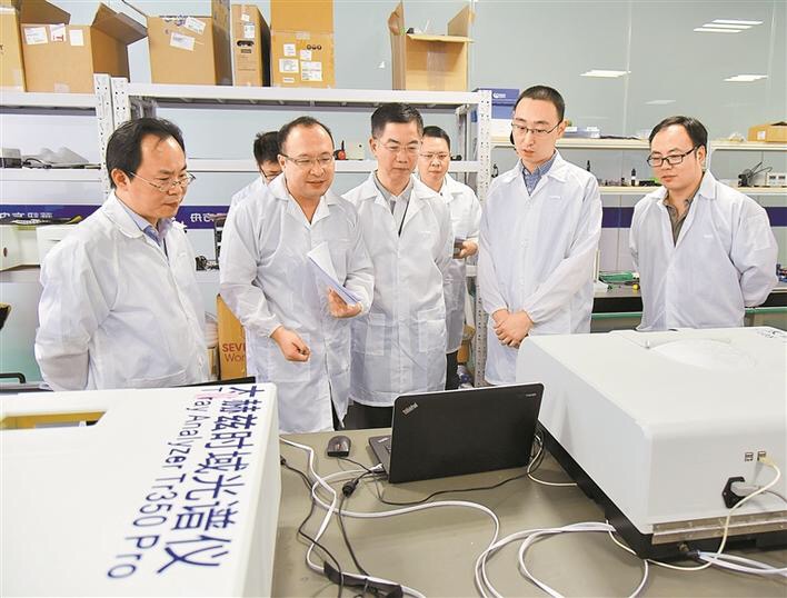 研發(fā)人員.jpg
